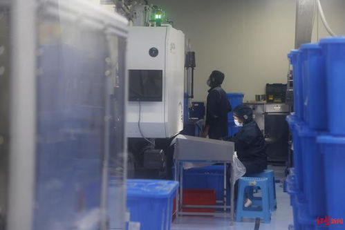 成都啟動醫療器械安全宣傳周，深入企業實驗室嚴把通信設備安全關